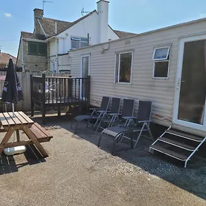 The Jackdaw Pub Self Catering Static Caravan Free Breakfast Supplied Tadcaster