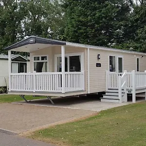 Jasmine Park Snainton
