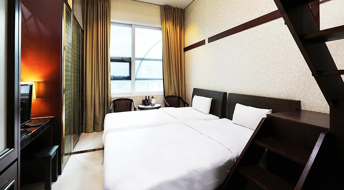 Intercity Seoul Hotel