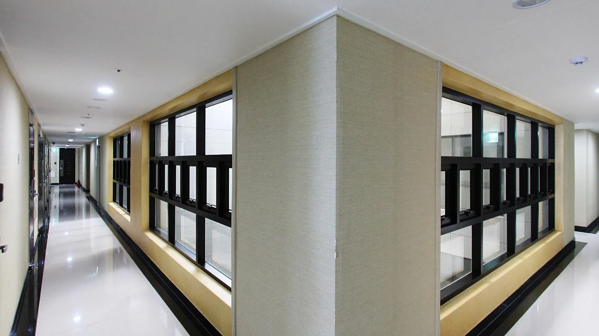 Intercity Seoul Hotel