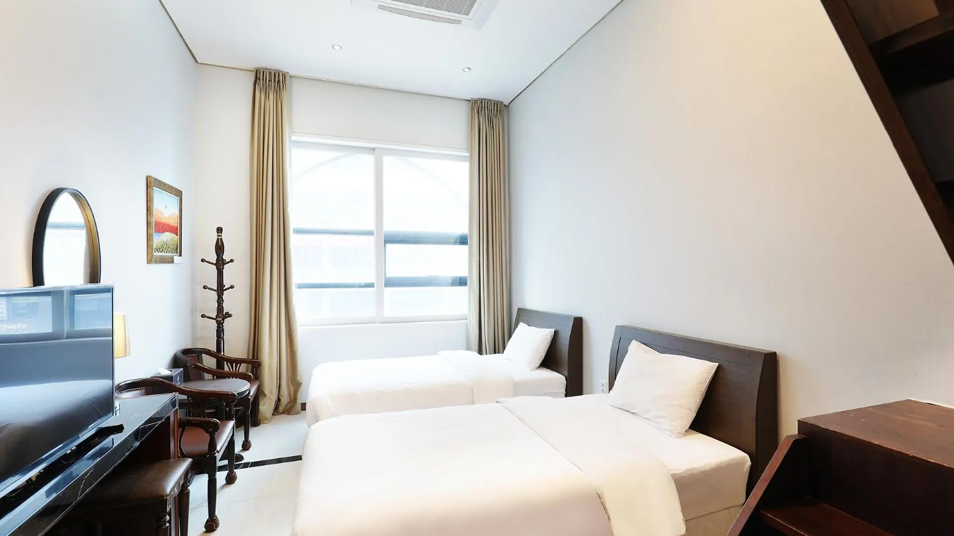 Intercity Seoul Hotel