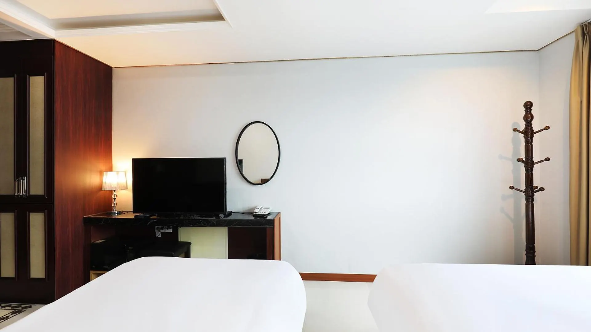 Intercity Seoul Hotel