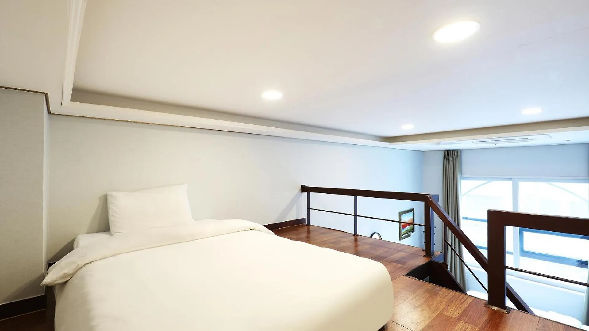 Intercity Seoul Hotel