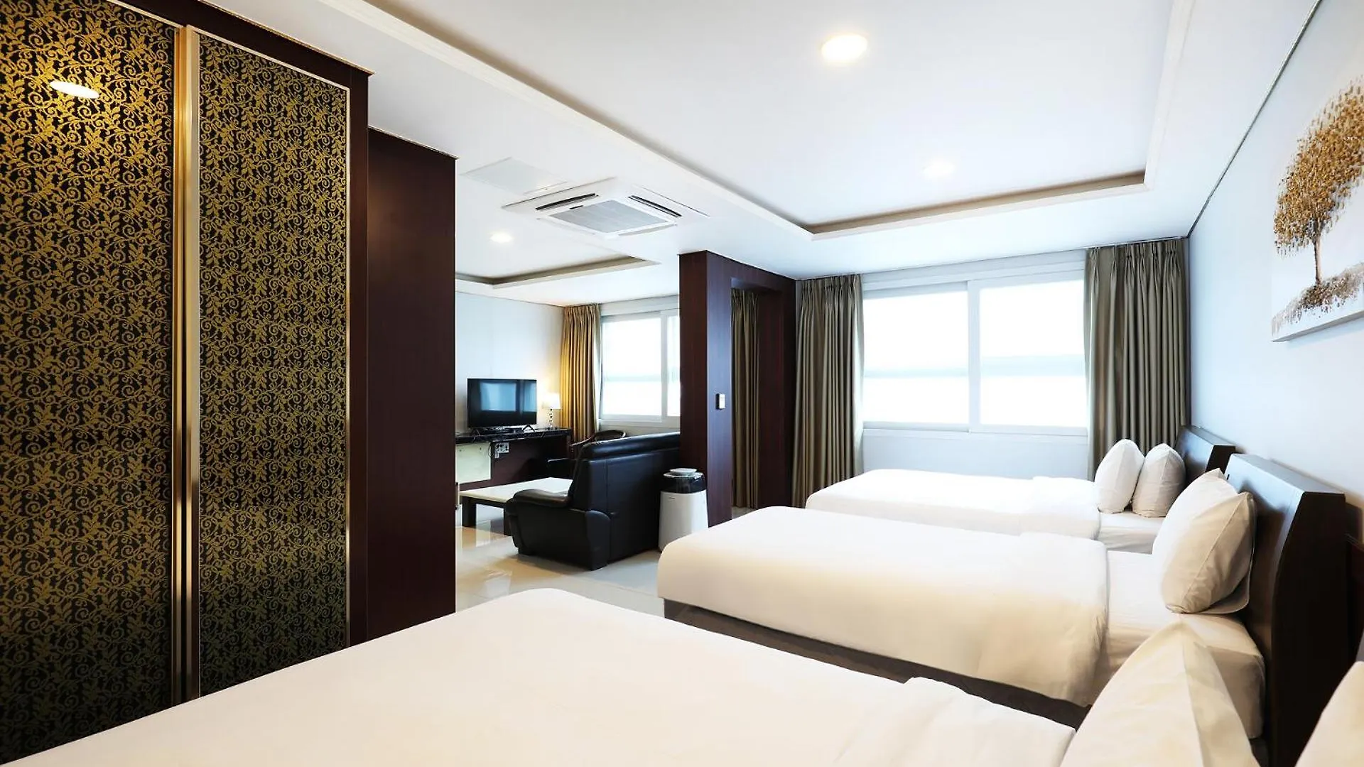 Intercity Seoul Hotel