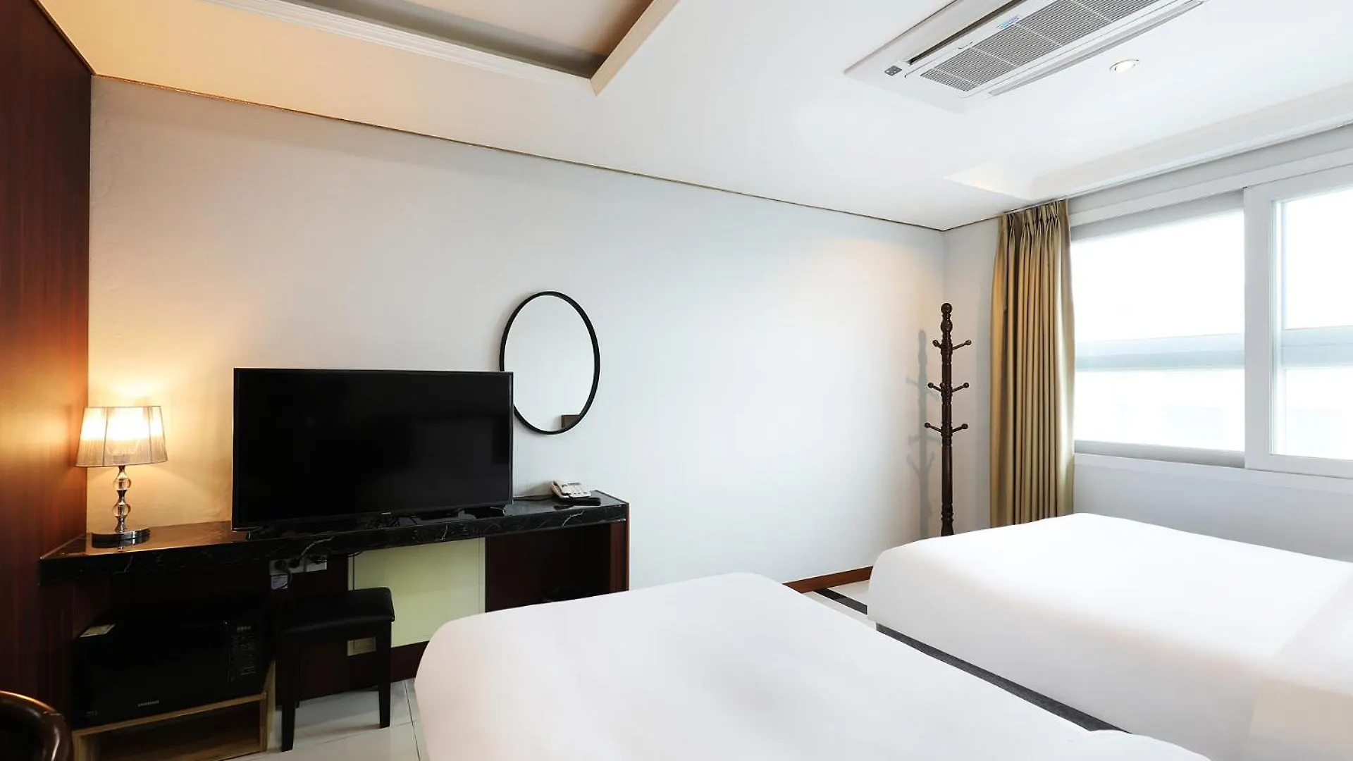Intercity Seoul Hotel