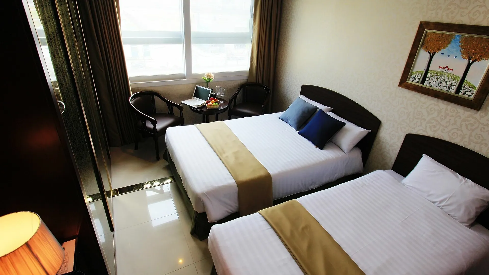Intercity Seoul Hotel